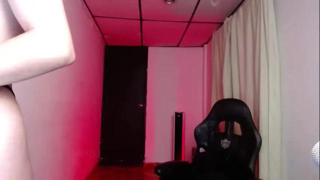 Image 4 of martina_adams Stream on Chaturbate on 1 month ago