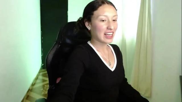 Image 3 of martina_adams Stream on Chaturbate on 1 month ago