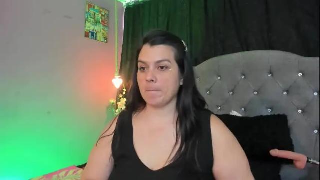 Image 2 of martina_foxy_ Stream on Chaturbate on 1 month ago