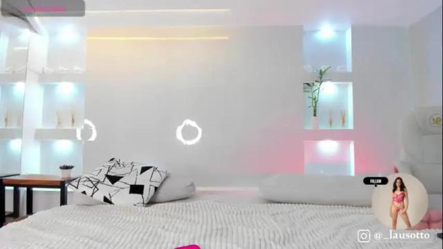 Image 8 of martina_mayers Stream on Chaturbate on 1 month ago