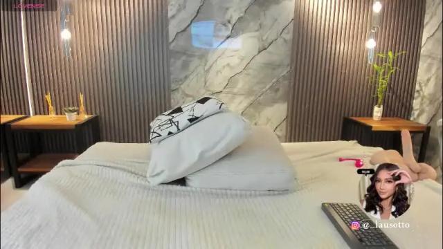 Image 7 of martina_mayers Stream on Chaturbate on 1 month ago