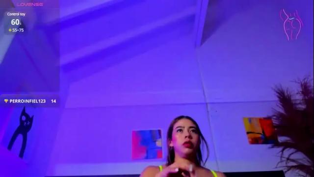 Image 7 of martina_miiller Stream on Chaturbate on 1 month ago