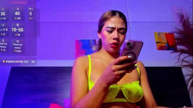 Image 8 of martina_miiller Stream on Chaturbate on 1 month ago
