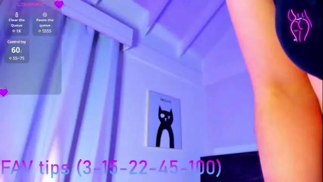 Image 4 of martina_miiller Stream on Chaturbate on 10 days ago