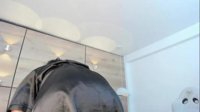 Image 4 of martina_touss Stream on Chaturbate on 1 month ago