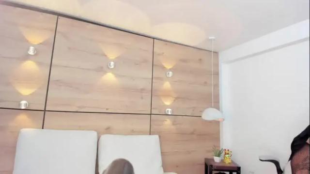 Image 12 of martina_touss Stream on Chaturbate on 27 days ago