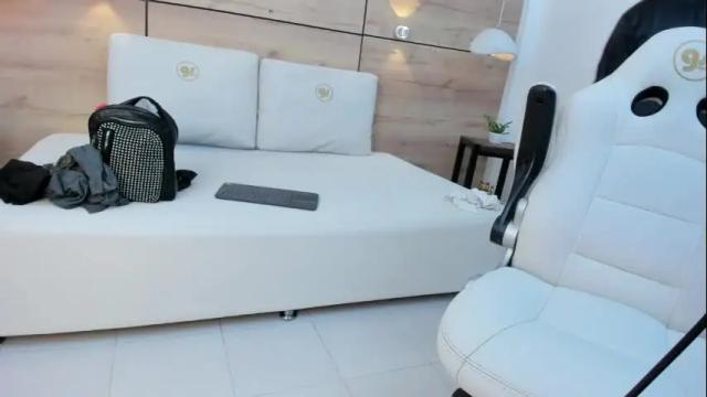 Image 10 of martina_touss Stream on Chaturbate on 9 days ago