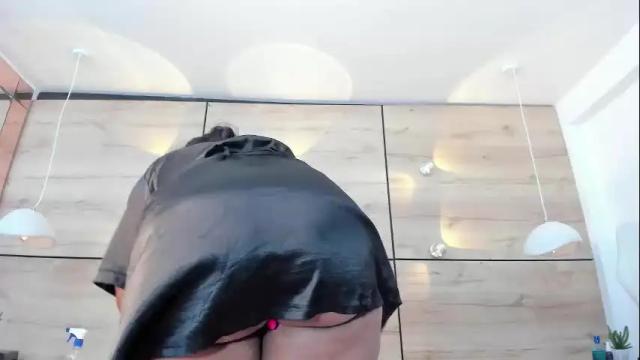 Image 3 of martina_touss Stream on Chaturbate on 1 month ago