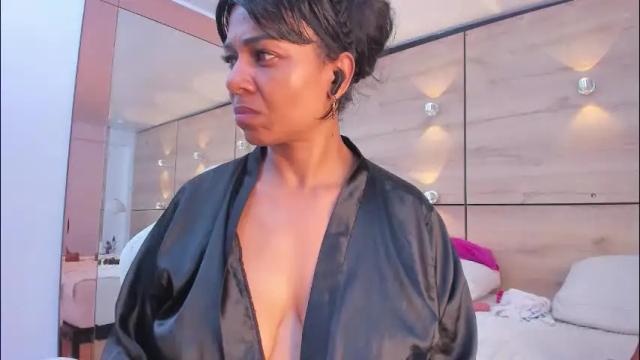 Image 12 of martina_touss Stream on Chaturbate on 5 days ago