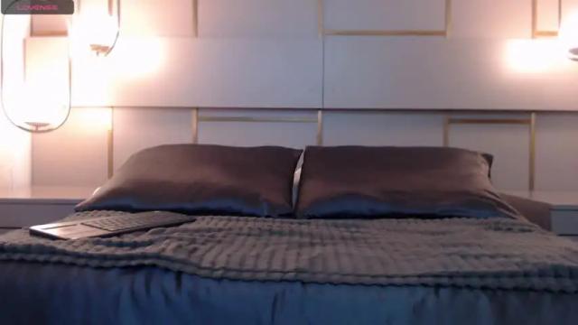 Image 8 of martina_vitelli Stream on Chaturbate on 22 months ago