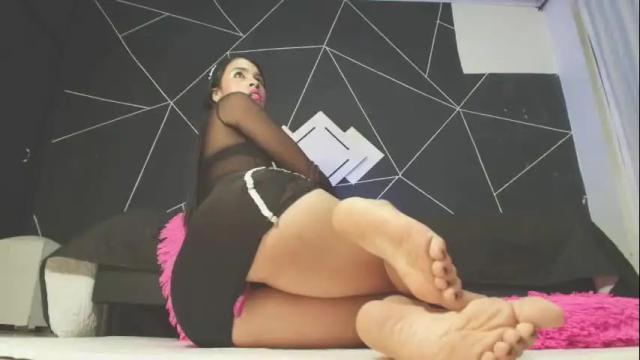 Image 6 of martinaclark Stream on Chaturbate on 2 months ago