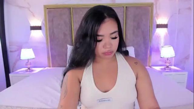Image 3 of martinagarcia__ Stream on Chaturbate on 2 months ago