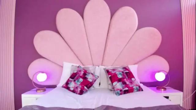 Image 12 of martinagarcia__ Stream on Chaturbate on 2 months ago