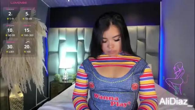 Image 6 of martinagarcia__ Stream on Chaturbate on 29 days ago
