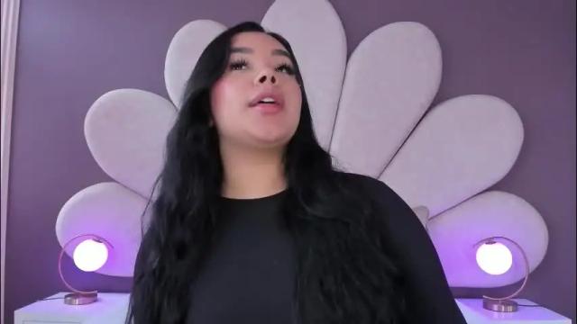Image 8 of martinagarcia__ Stream on Chaturbate on 27 days ago