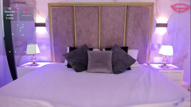 Image 2 of martinagarcia__ Stream on Chaturbate on 26 days ago