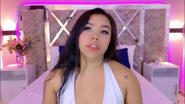 Image 12 of martinagarcia__ Stream on Chaturbate on 20 days ago