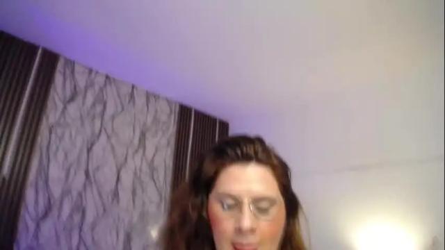 Image 12 of martinaguzmann Stream on Chaturbate on 19 hours ago
