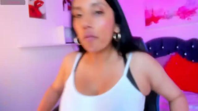 Image 3 of martinajolnss Stream on Chaturbate on 14 months ago