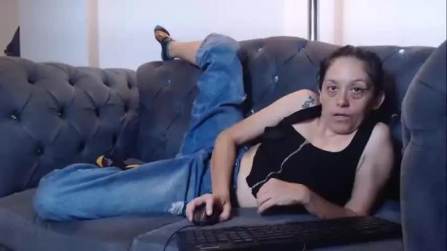 Image 4 of martinna_saenz1 Stream on Chaturbate on 13 months ago