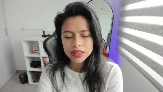 Image 6 of martinnaa__ Stream on Chaturbate on 1 month ago