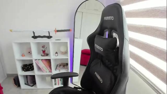 Image 11 of martinnaa__ Stream on Chaturbate on 1 month ago