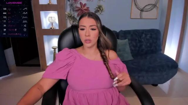 Image 10 of martinnabonnet Stream on Chaturbate on 16 months ago