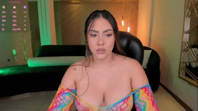 Image 12 of martinnabonnet Stream on Chaturbate on 11 days ago
