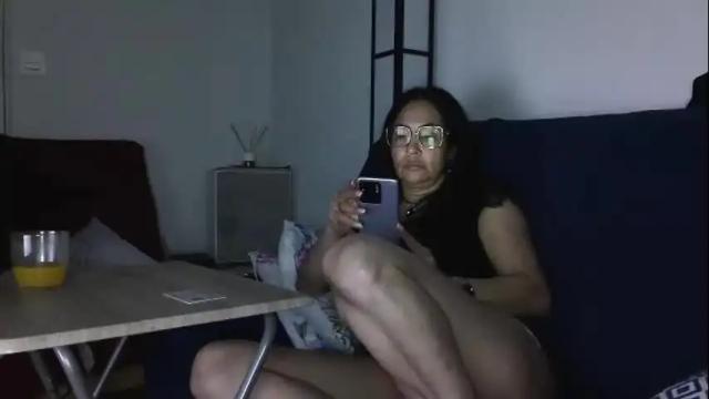 Image 3 of martitasevilla Stream on Chaturbate on 6 months ago