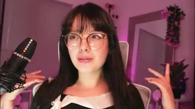 Image 2 of maru_chan_ Stream on Chaturbate on 2 months ago