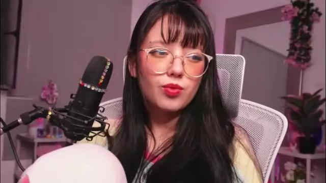 Image 3 of maru_chan_ Stream on Chaturbate on 1 month ago
