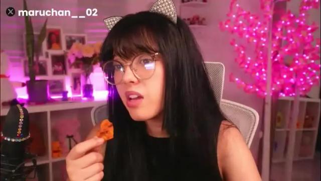 Image 2 of maru_chan_ Stream on Chaturbate on 2 months ago