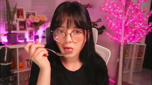 Image 3 of maru_chan_ Stream on Chaturbate on 2 months ago