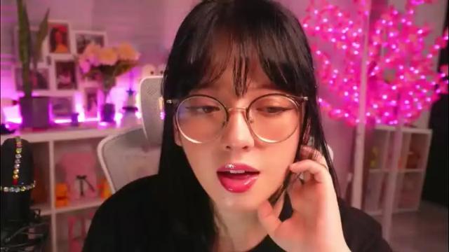 Image 7 of maru_chan_ Stream on Chaturbate on 2 months ago