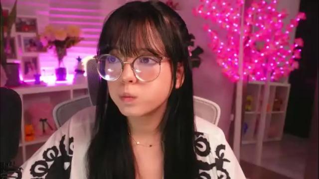 Image 2 of maru_chan_ Stream on Chaturbate on 1 month ago