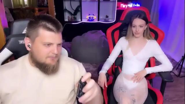 Image 2 of mary_and_vadim Stream on Chaturbate on 15 days ago