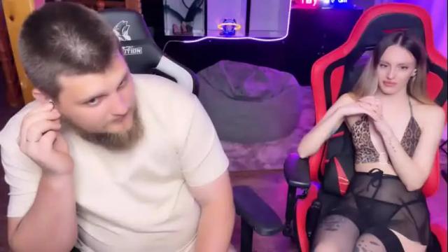 Image 7 of mary_and_vadim Stream on Chaturbate on 14 days ago