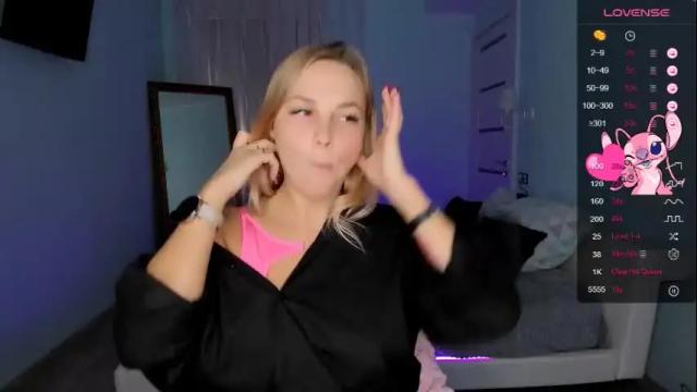 Image 3 of mary_bells Stream on Chaturbate on 2 months ago