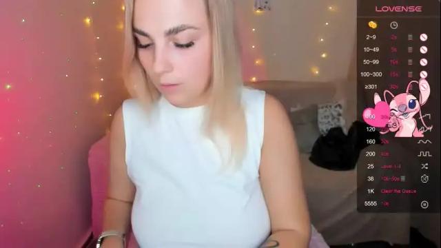 Image 10 of mary_bells Stream on Chaturbate on 1 month ago