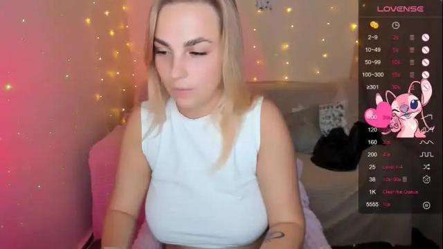 Image 11 of mary_bells Stream on Chaturbate on 1 month ago