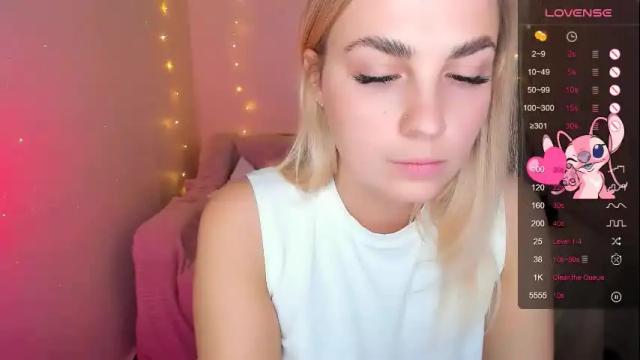Image 6 of mary_bells Stream on Chaturbate on 1 month ago