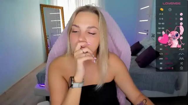 Image 6 of mary_bells Stream on Chaturbate on 25 days ago