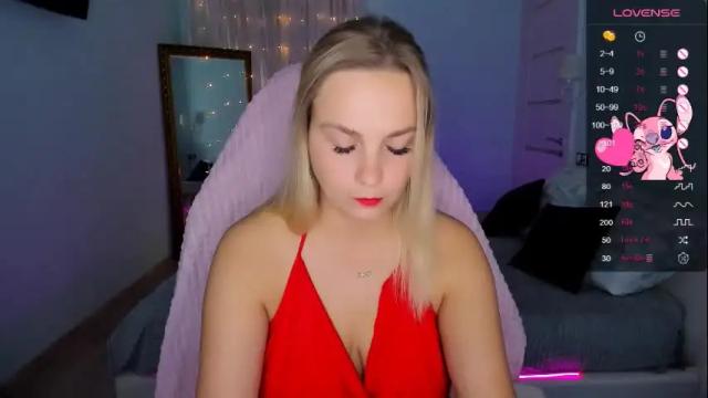 Image 4 of mary_bells Stream on Chaturbate on 3 days ago