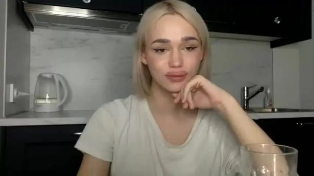 Image 6 of mary_geyson1 Stream on Chaturbate on 15 months ago