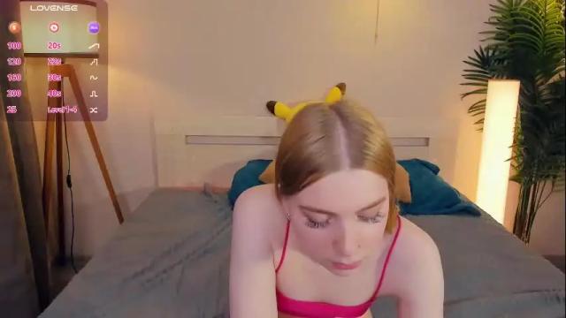Image 4 of mary_hope_u Stream on Chaturbate on 2 days ago