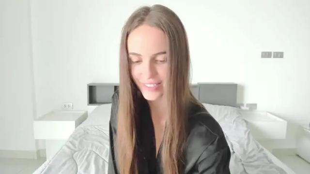 Image 3 of mary_janee__ Stream on Chaturbate on 15 months ago