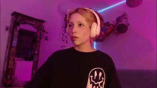 Image 8 of mary_janness Stream on Chaturbate on 23 days ago