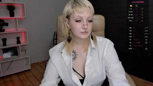 Image 12 of maryconors Stream on Chaturbate on 19 months ago