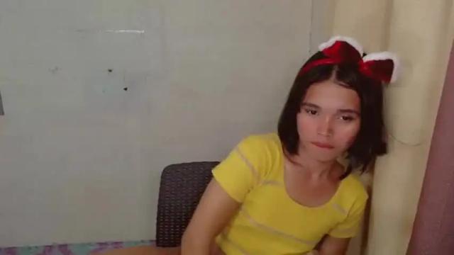 Image 2 of maryhillty_ Stream on Chaturbate on 14 months ago