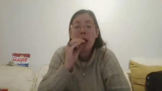 Image 10 of maryjaneflowers Stream on Chaturbate on 15 months ago